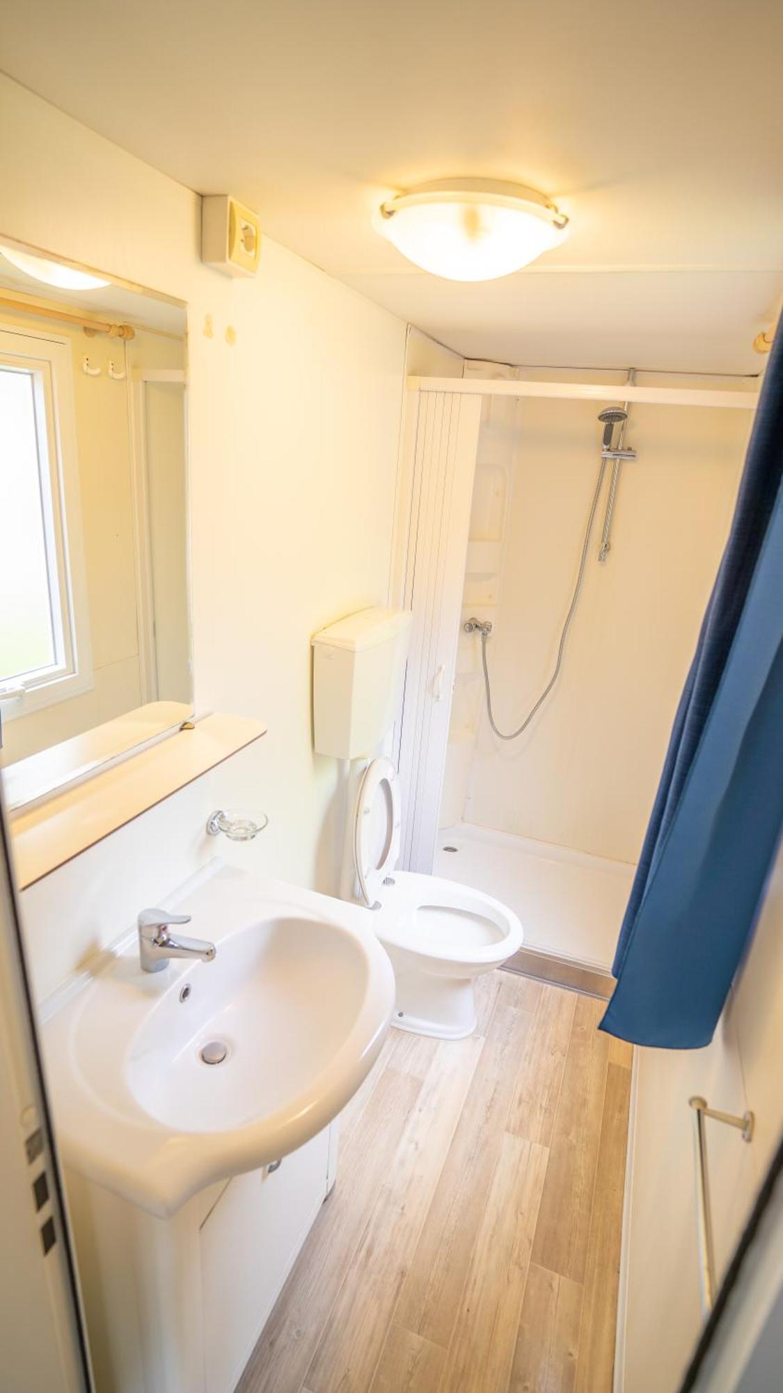 Happy Camp Mobile Homes In Butterfly Camping Village Peschiera del Garda Bagian luar foto